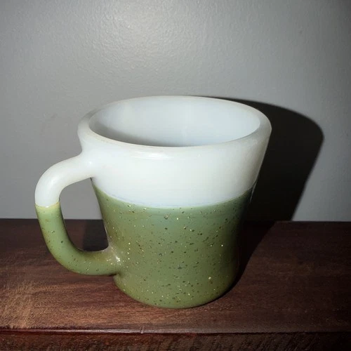 Vgt. Fire King Glamalite D Handled GREEN Glittered Coated Coffe Mug 6oz 3.5”~