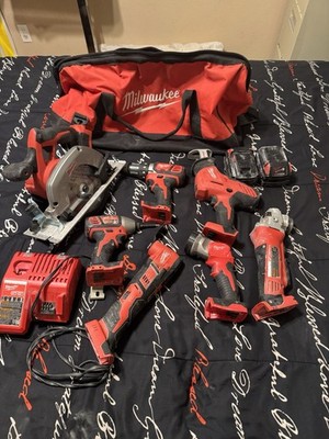 Milwaukee M18 6-Tool Combo Kit with 2 Batteries, Charger, Bag, Li-Ion