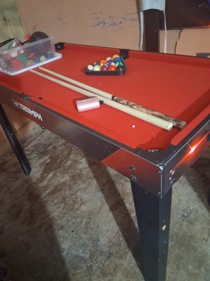 Triumph Red Felt Billiard Pool Table w/ 2 Cues and Pool Balls