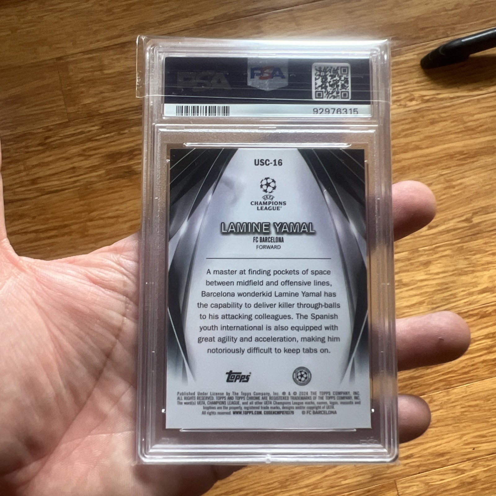 2023-24 Topps UEFA CC Lamine Yamal Ultimate Stage Chrome RC PSA 10 view 2