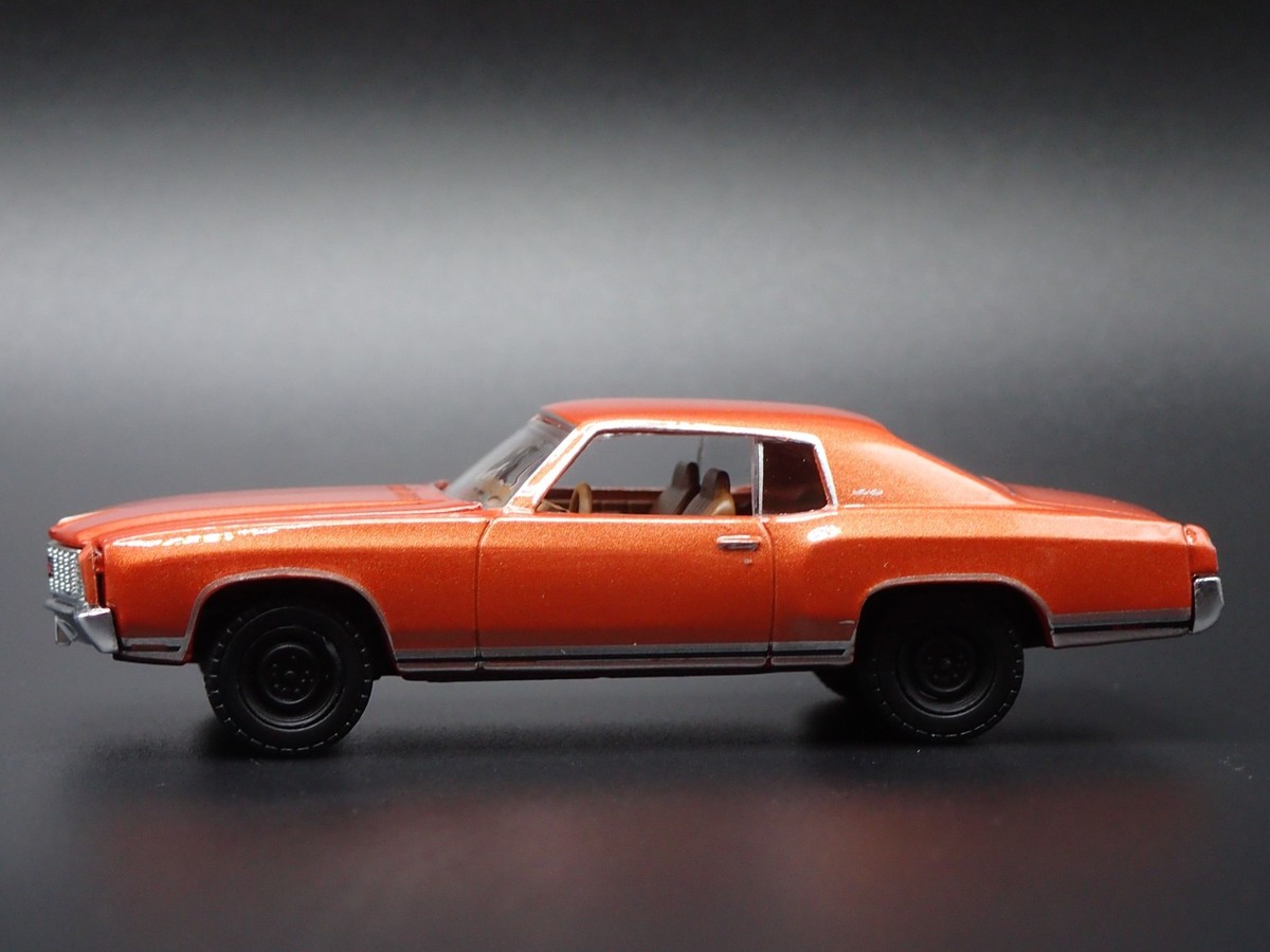1971 71 CHEVY CHEVROLET MONTE CARLO ORANGE 1:64 SCALE DIORAMA