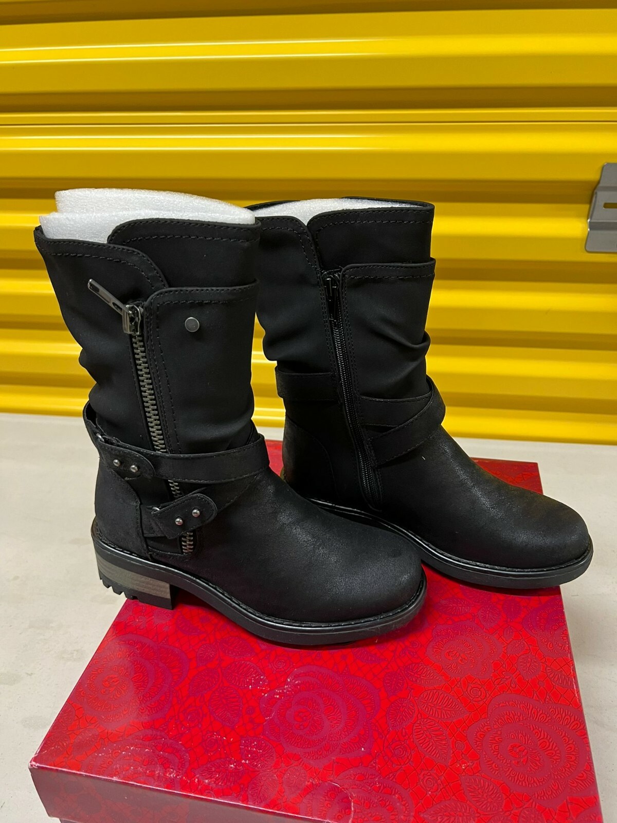 Carlos by Carlos Santana Womens Sawyer 