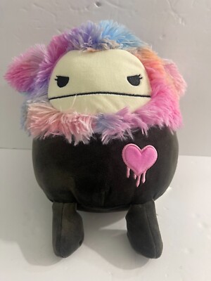 Frumpy The EMO Valentines Black Bigfoot 8in Squishmallows  Plush (NWT)
