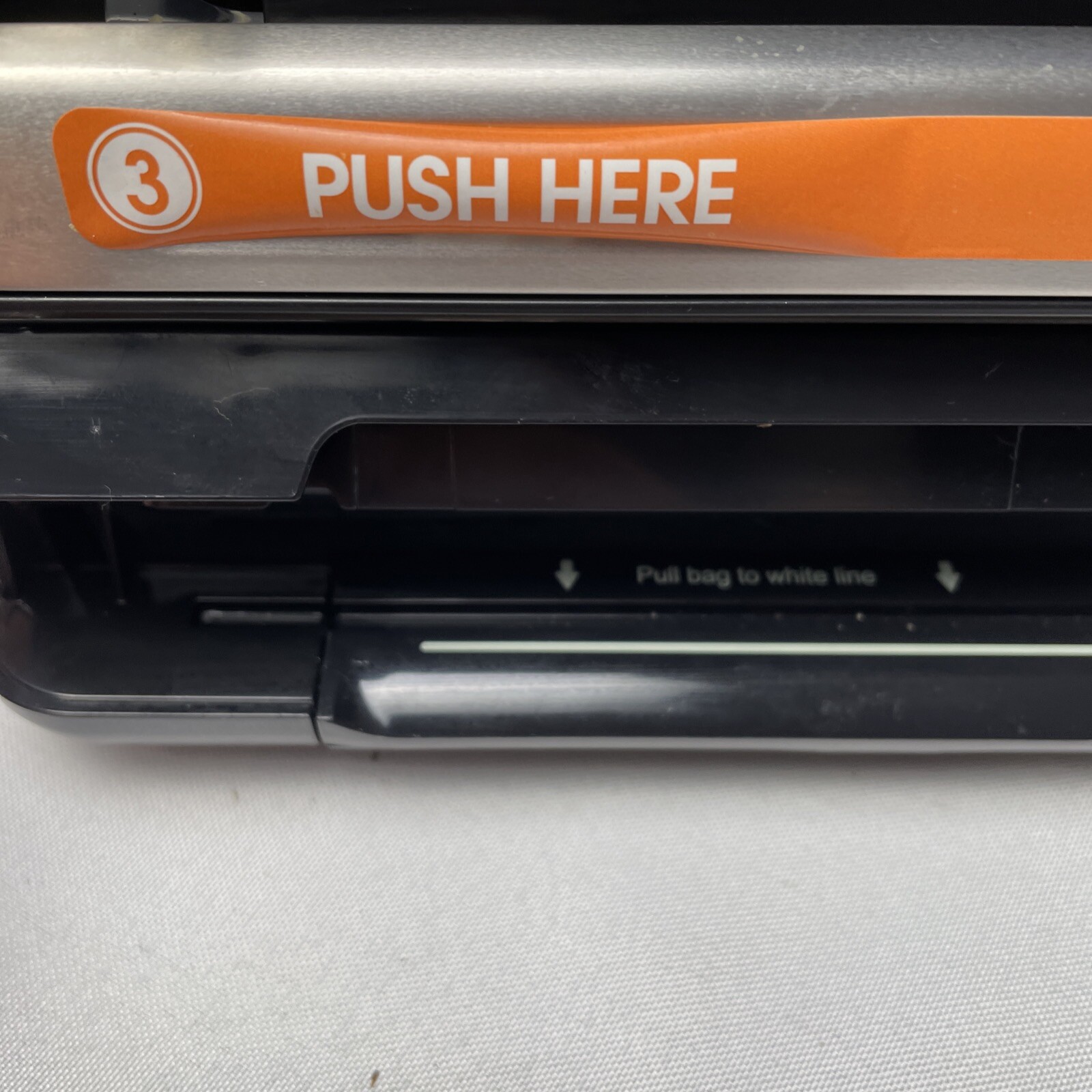 Foodsaver FM5330 2In1 Vacuum Sealing System Retractable Hose Auto