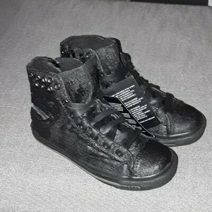 diesel rn93243 trainers