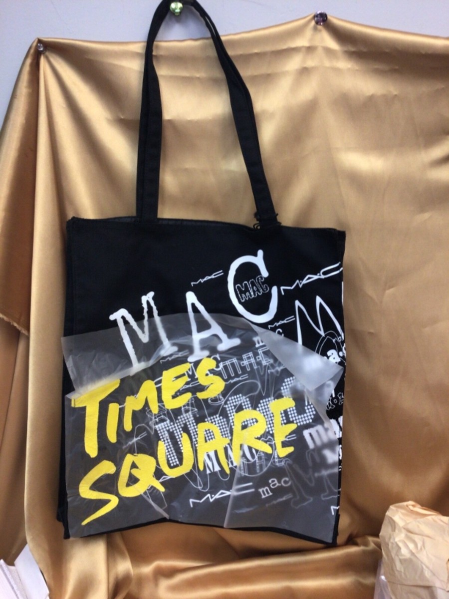 MAC TIMES SQUARE Gift Tote Bag style voyager tote Times Square 100% Cotton