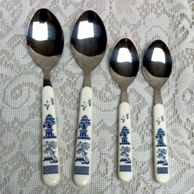 Vintage, 4-pc Blue Willow Flatware
