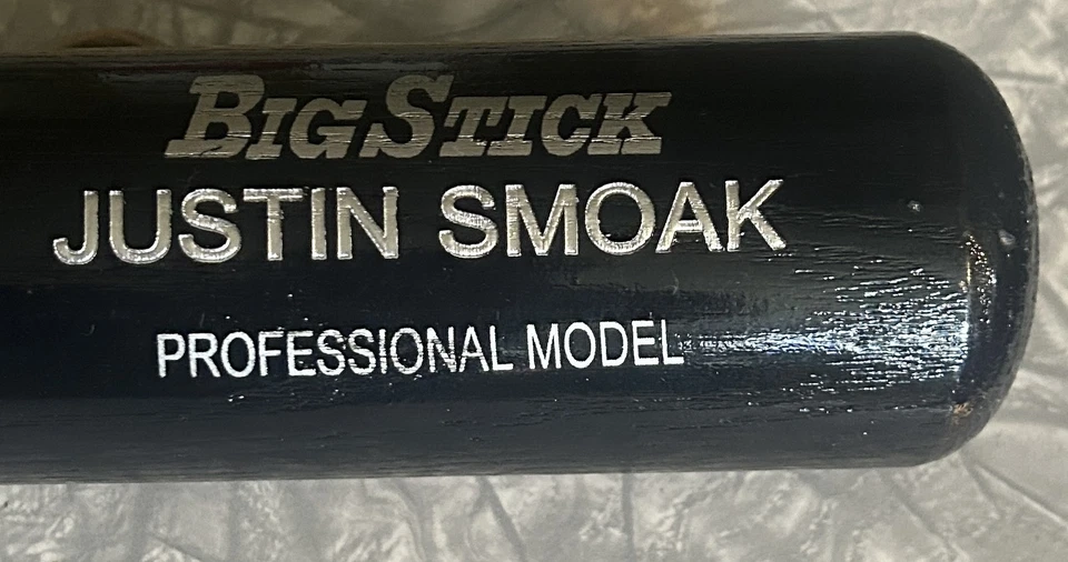 BATE DE BÉISBOL RAWLINGS FIRMADO POR JUSTIN SMOAK SEATTLE MARINERS PSA ROOKIEGRAPH 2010 Foto 2 de 4