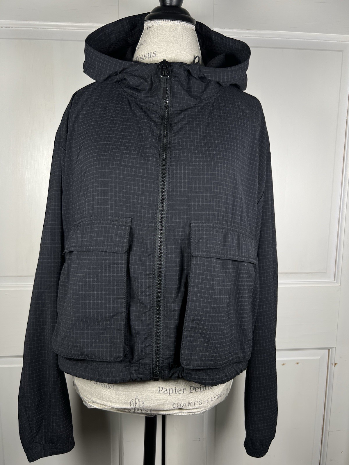 Fabletics Pristine Cond Ripstop Cropped Cargo Jac… - image 1