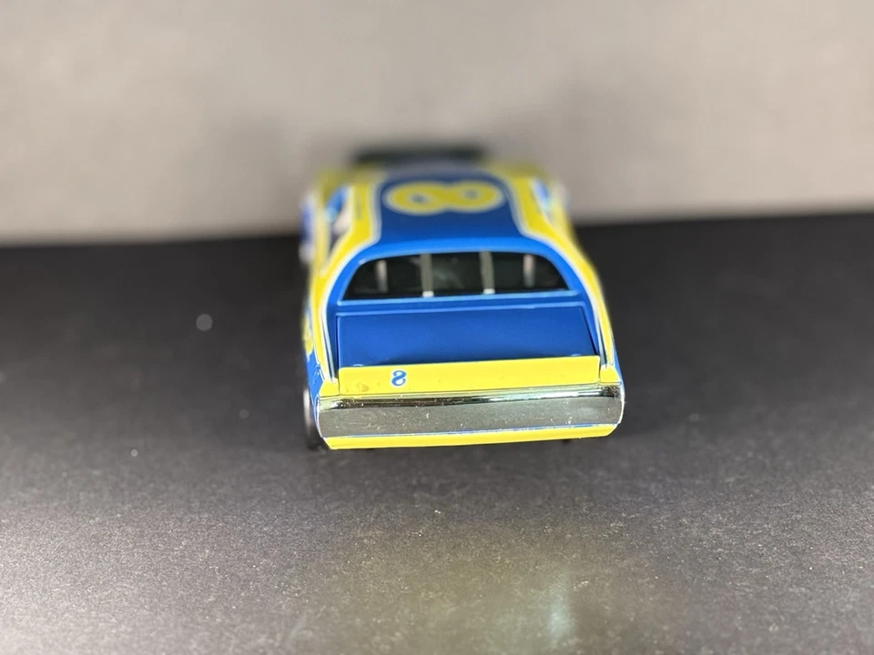 Cargador Dodge Dale Earnhardt 1975 Elite #8 10.000 rpm equipo de velocidad Foto 4 de 4