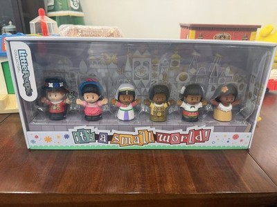 NEW! IN HAND - Little People Collector Disney It s a Small World Special Edition