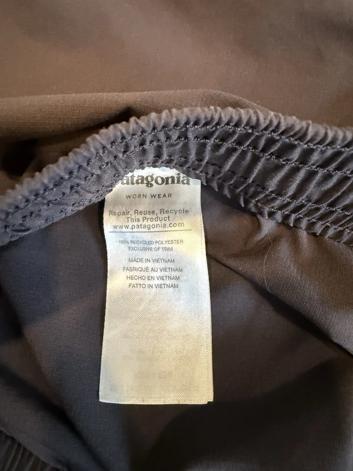 Pantalones cortos para mujer Patagonia talla grande entrepierna 2” negros sin forro ropa deportiva Foto 4 de 4