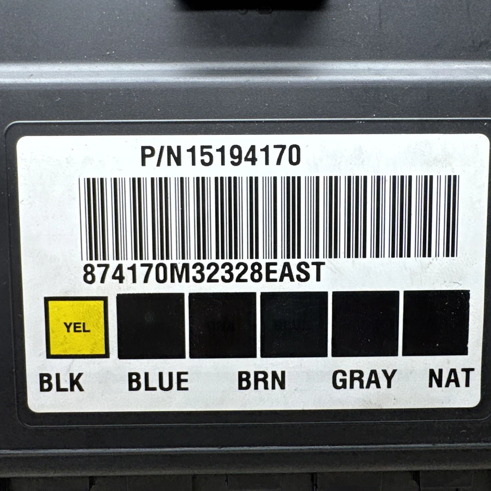 2003-06 GMC Yukon Denali BCM Body Control Module 15194170 Under Steering Column - Image 2 of 3