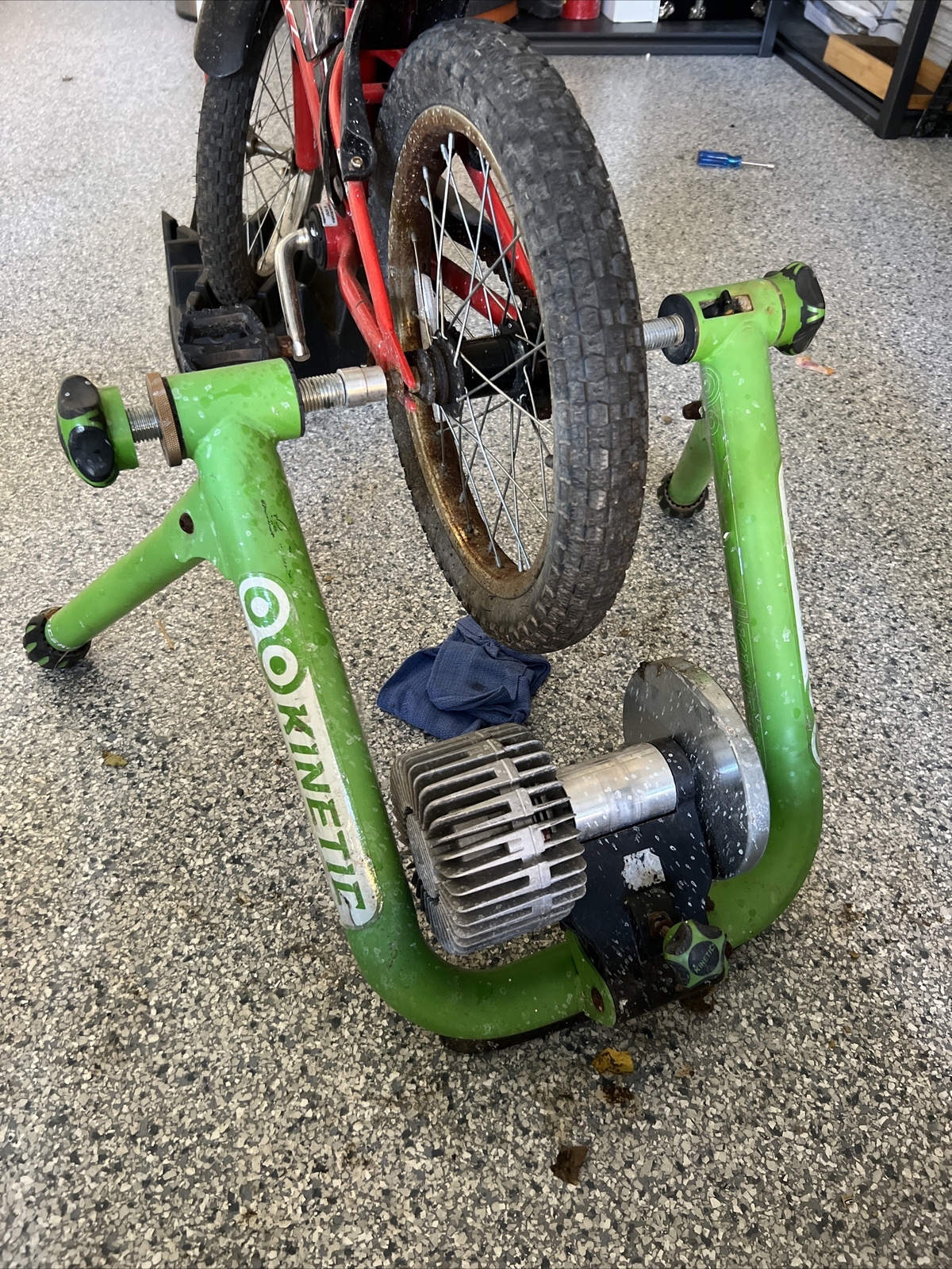 Kurt Road Machine Fluid Resistance Cycling Bike Trainer Green eBay