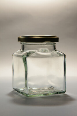 200 ML GLASMARMELADENGLAS & GOLDDECKEL... - ...QUADRATISCH....... - ....... MENGE 50-500