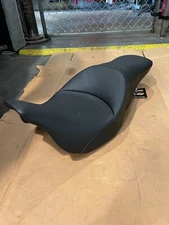 08010543 SADDLEMAN PRO TOUR 2-UP SEAT