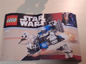 LEGO Star Wars: Imperial Dropship (7667) with figures and instructions