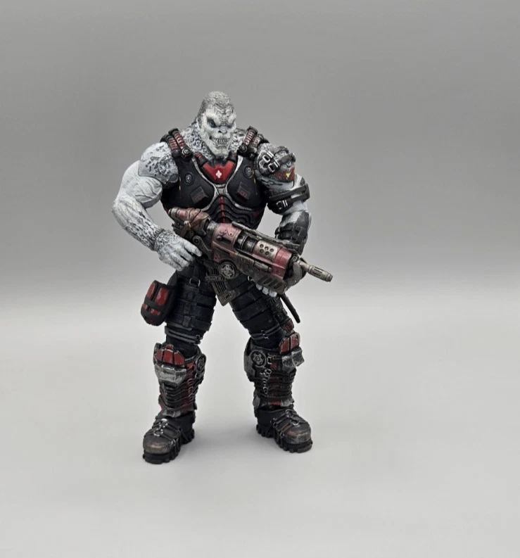 Preços baixos em NECA Gears of War TV, filmes e videogames Figuras