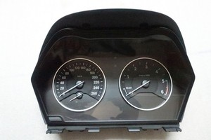 BMW 1er F20 F21 Instrumentenkombination KMH Tacho Kombiinstrument 9232892
