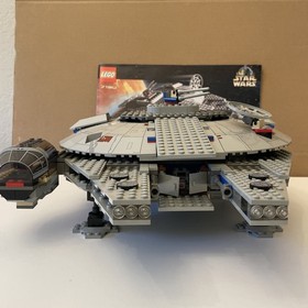 LEGO Star Wars: Millenium Falcon 7190 Near Complete with Manual, No Box READ