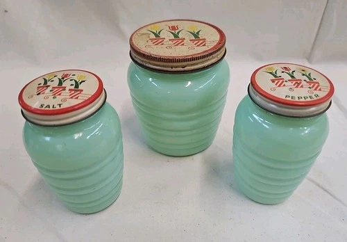 Vintage Anchor Hocking Fire King Jadeite Grease Jar Salt & Pepper Set Tulip