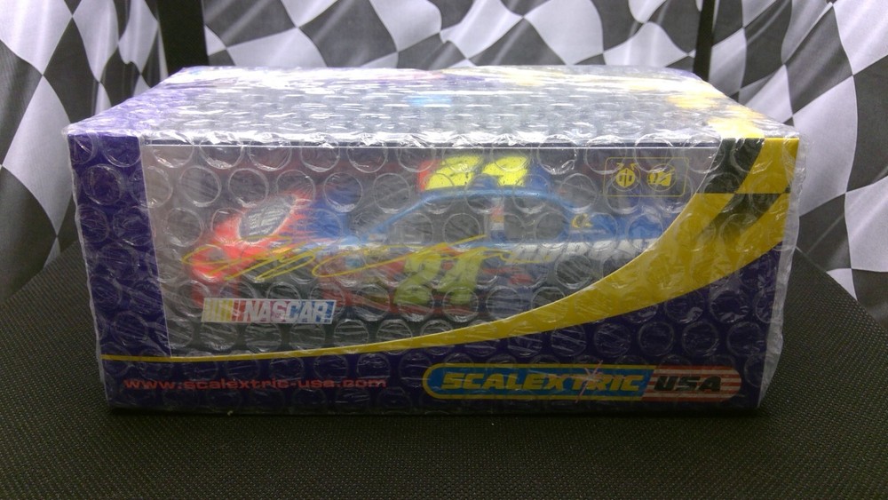 Scalextric 1/32 Slot Car Hendrick Motorsports #24 Jeff Gordon NASCAR