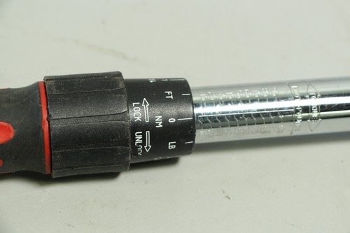 Perfomance Tool m197 1/4 Inch Drive Torque Wrench 250 Inch/lb Dual Scale 127655 - Picture 2 of 5