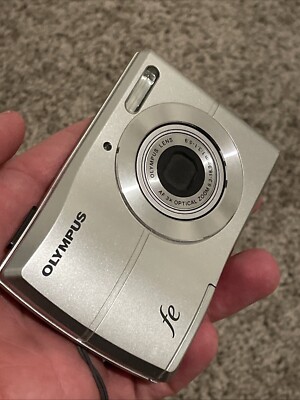 Olympus FE-26 12.0MP Megapixel Digital Camera *Powers On - No Memory Card*