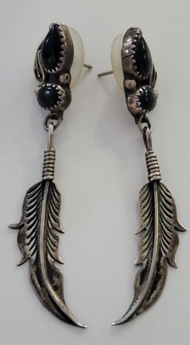 Vintage  Navajo Silver And Black Onyx Earrings ..F
