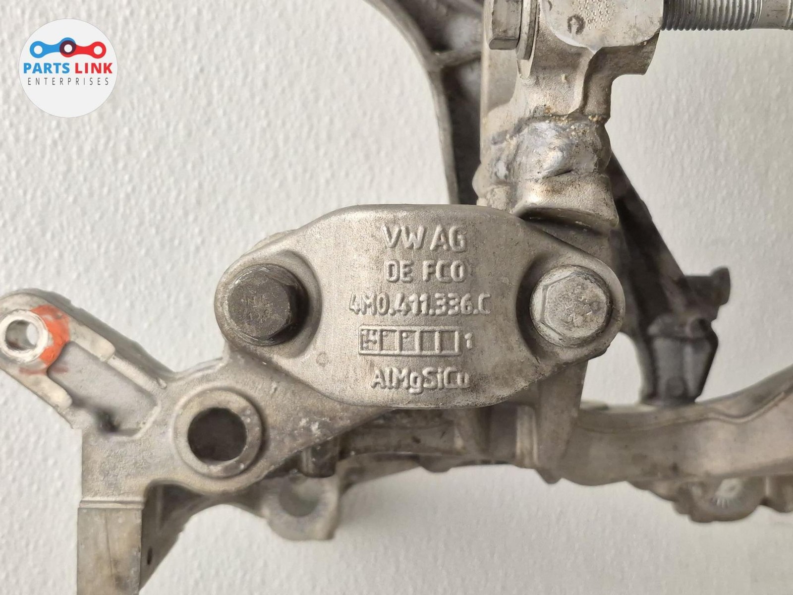 Bentley Bentayga Speed 2016-2020 Front Left Brace