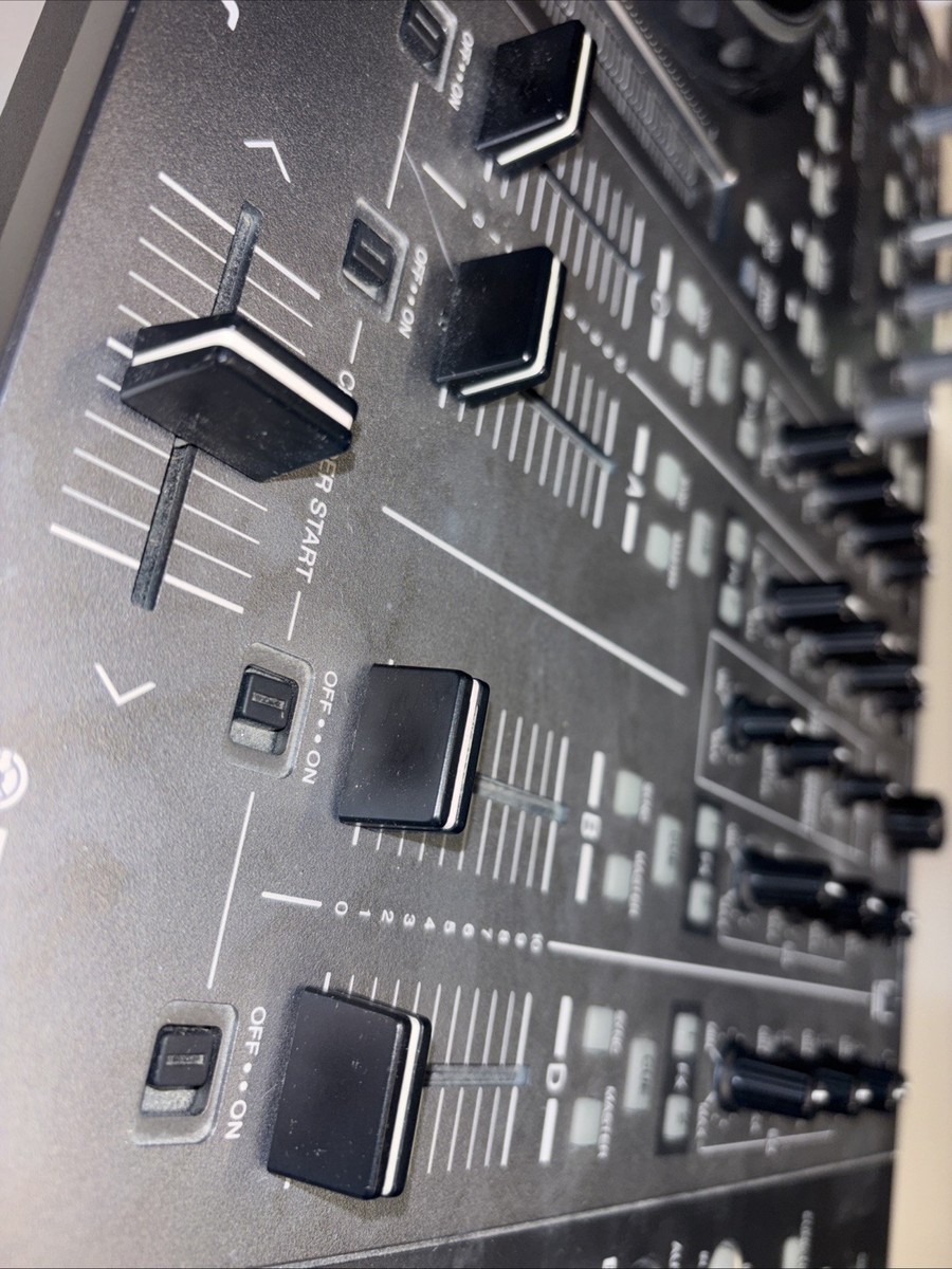 Pioneer DJ DDJ-T1 DJ controller for TRAKTOR 4-Channel 4ch DDJT1 | eBay