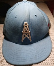 Vintage NFL Houston Oilers Hat / Ball Cap 7 3/4 Clean New Era/  NFL Logo 