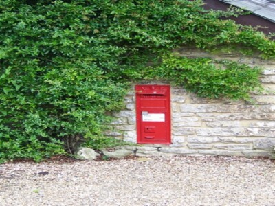 Foto 6x4 Briefkasten, North Brewham Ein viktorianischer Briefkasten gefunden in der Nähe der alten R c2009