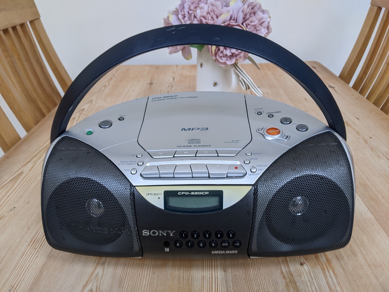 Vintage Sony CFDS20CP Radio Cassette CD MP3 Player Boombox Working