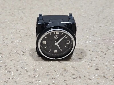 Uhr Mercedes 213 222 Armaturenbrett Analoguhr Dashboard Analog Watch A2138272000 - Bild 1 von 4