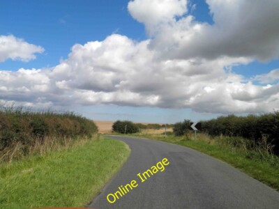 Photo 6x4 Binbrook Lane bend Thorpe le Vale  c2014