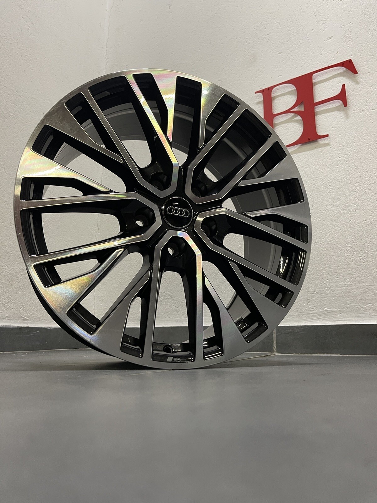 1x Original Audi e-TRON RS GT FW 9x20 ET54 4J3601025CE 4J3601025 Bicolor 20“