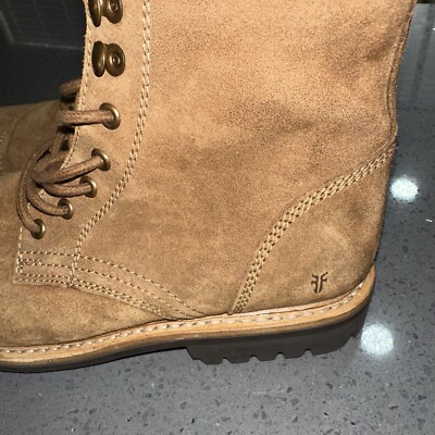 Frye Men display picture 1