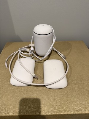 Ubiquiti Unifi Dream Machine UDM/UDM-US WiFi Router Gateway 4-Port with Bundle