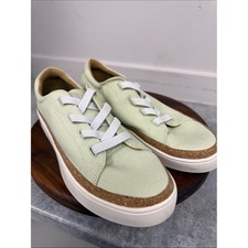 Revitalign Women's Size 10B Mint Green Canvas Cork Trim Sneakers