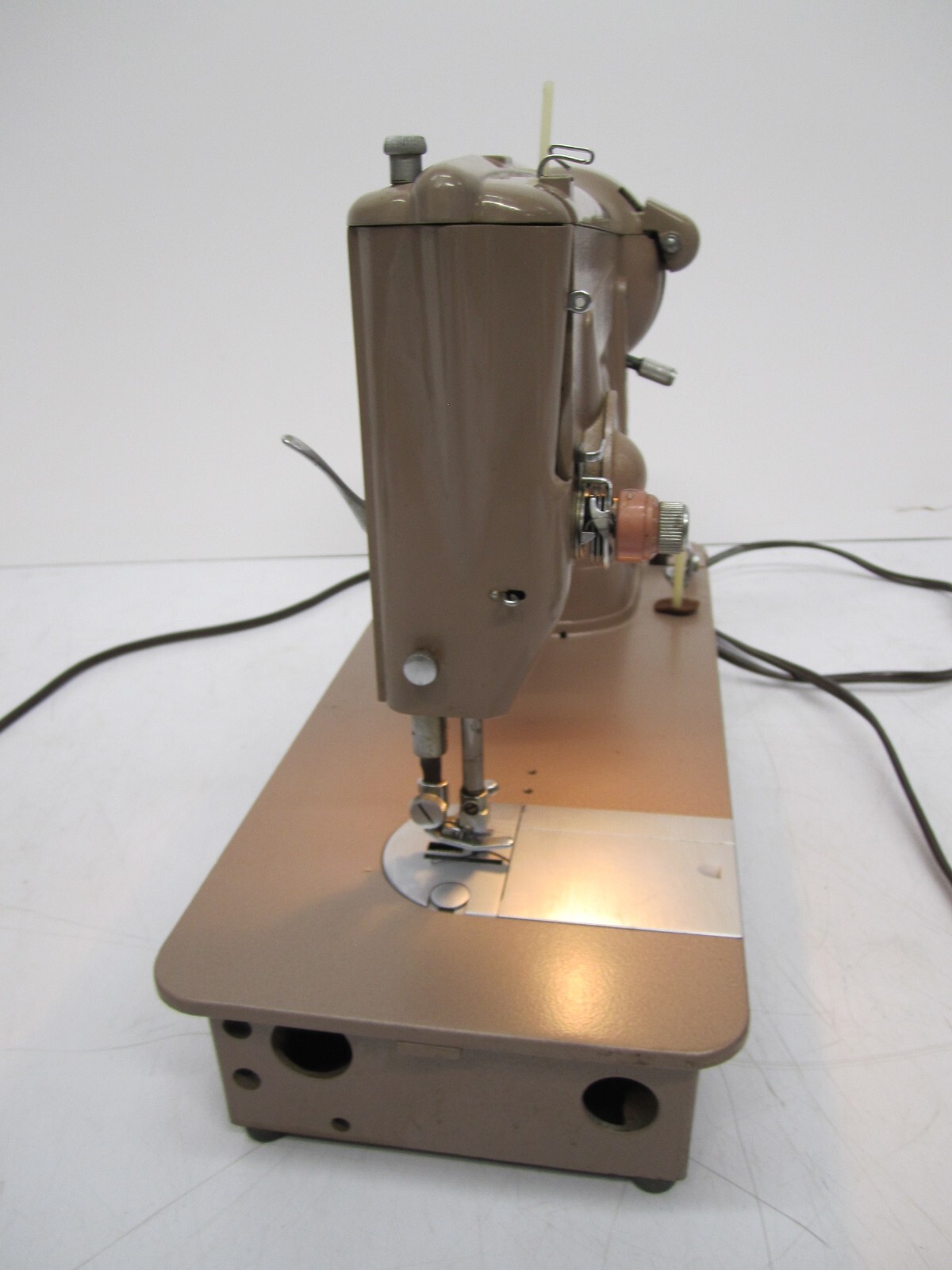 Vtg Singer StyleMate 329K Sewing Machine & Pedals Accessories Manual