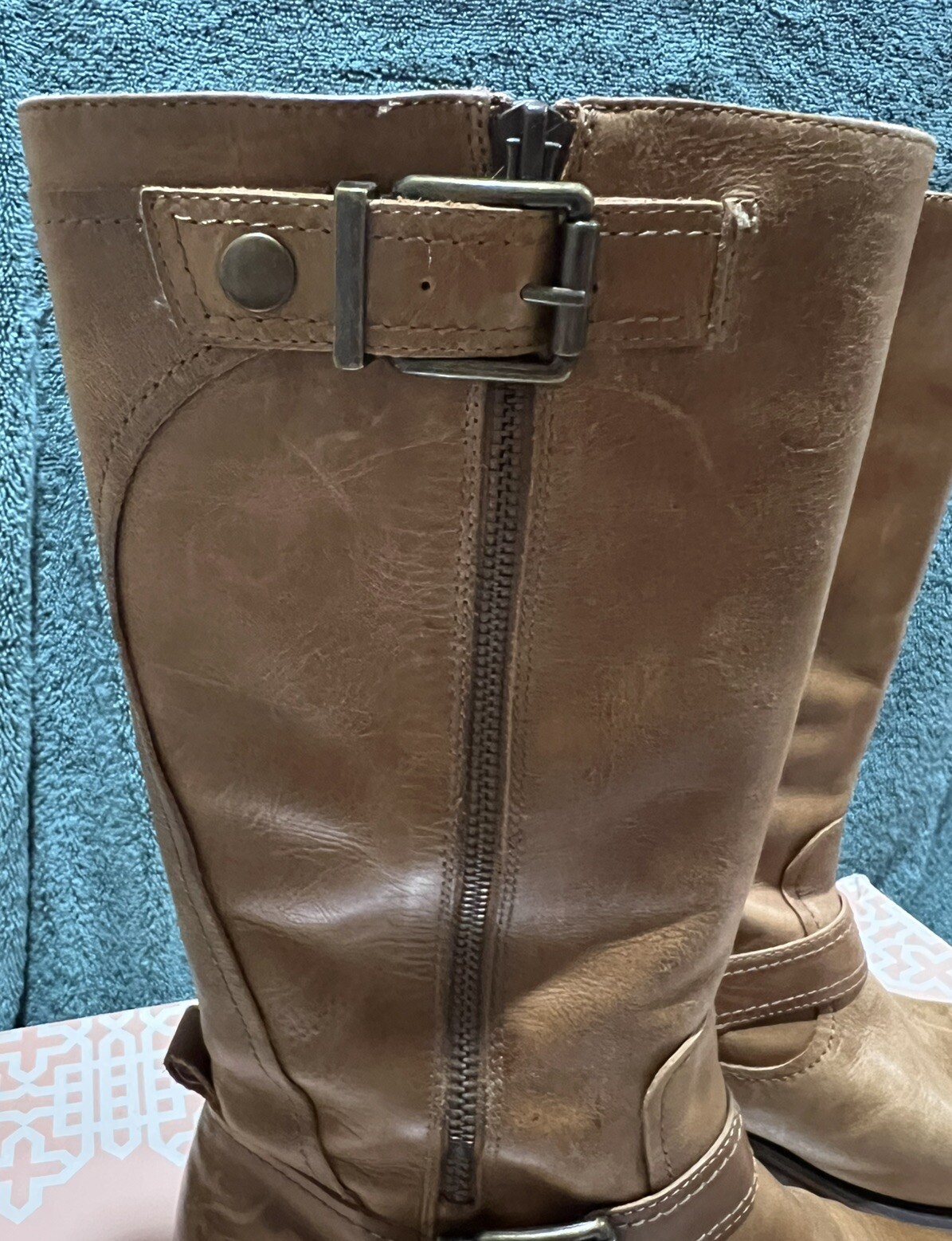 Gianni Bini Size 7.5 Ride On Motorcycle Boots Gingerbread Color Leather W/ Box