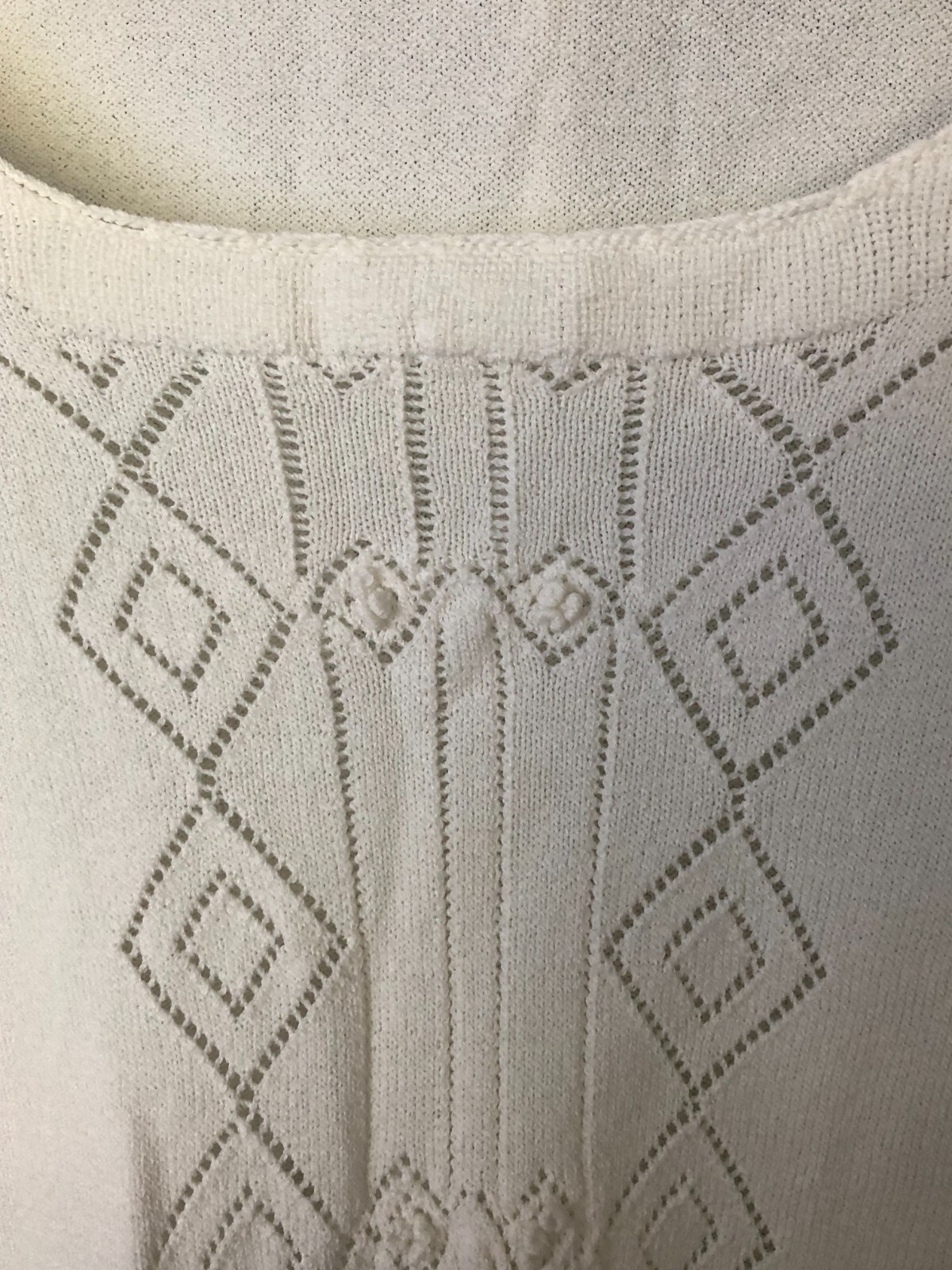 Vertigo Elegant Basic White Top, Elastic, Size M - image 3