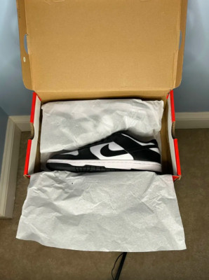 * BRAND NEW * Panda Dunks women size 8.5 Nike Black/White. * GREAT PRICE *