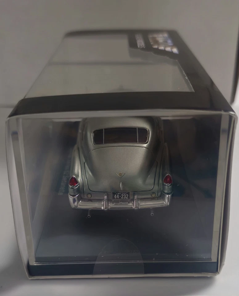 NEO Scale Models Cadillac Series 62 Sedanette 1:43 - Image 4 of 4