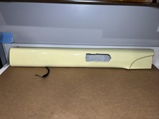 1998 - 2010 Vw New Beetle Left Lh Door Panel Top Upper Interior Trim Yellow Oem 1998 - 2010 Vw New Beetle Left Lh Door Panel Top Upper Interior Trim Yellow Oem