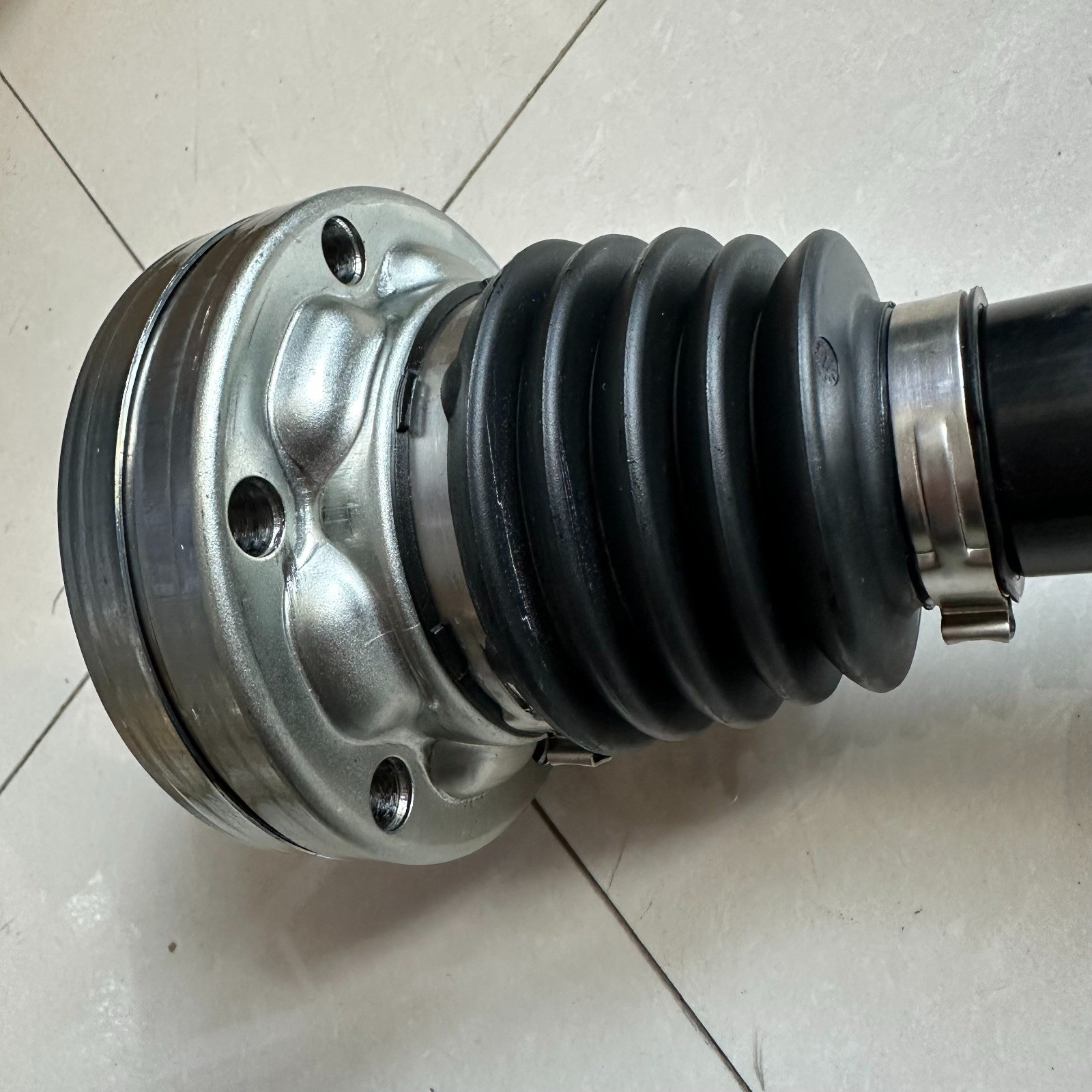 Lamborghini Huracan 2020-2022 Rear Right Axle shaft P/N 4S0501204B