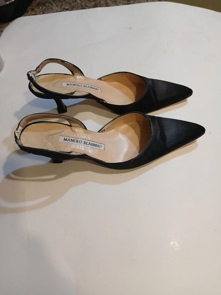 Zapatos de salón Manolo Blahnik Carolyne tacón halter negro talla 36 Foto 2 de 4