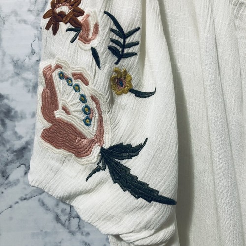 Hayden Los Angeles Blouse Womens Size Large Boho Embroidery Tan Tunic Top - Picture 6 of 14