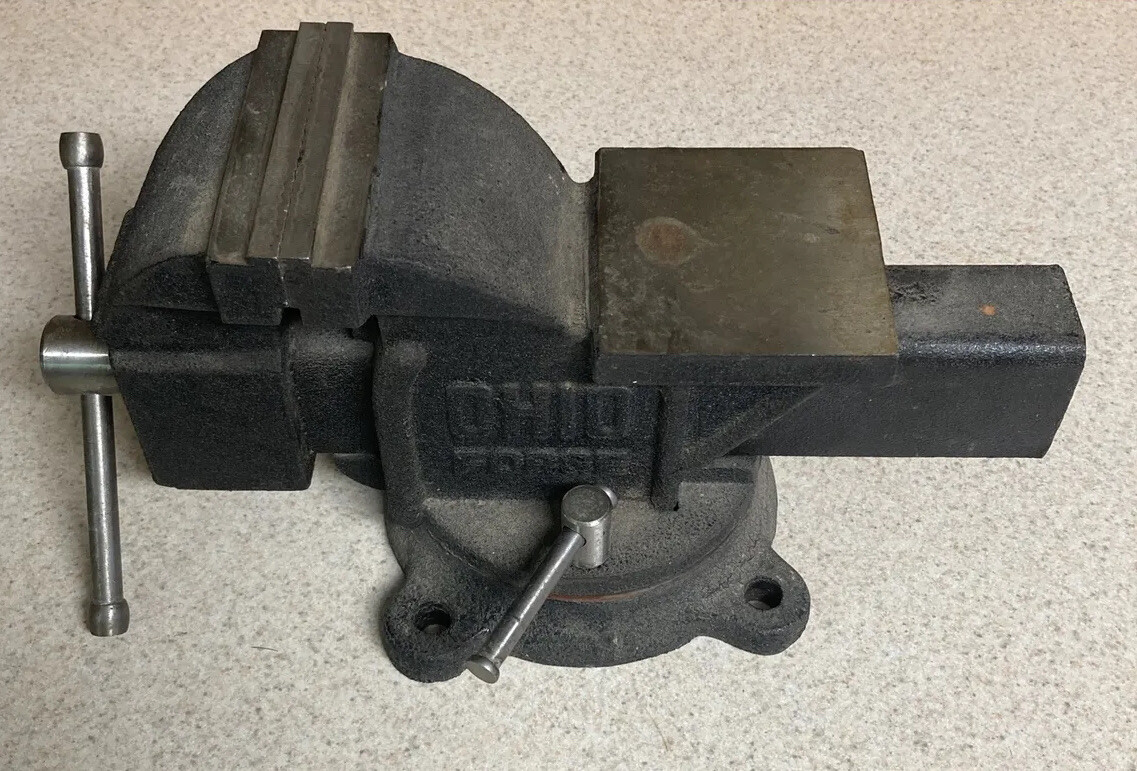 Vintage Bench Vise Tool Swivel Base Ohio 4" Jaws Flat Anvil Plate